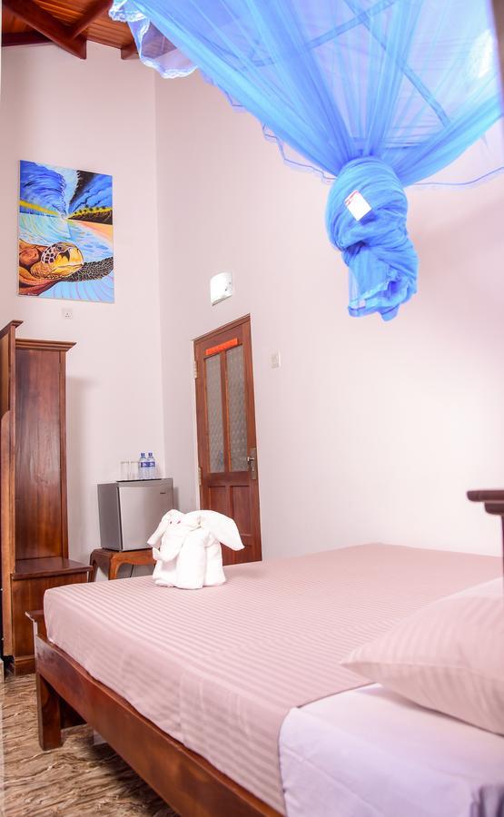 Channa Villa & Tours Bentota Eksteriør billede